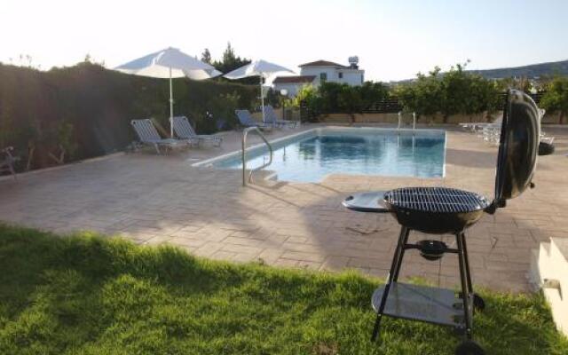 Mariandy Villa 2