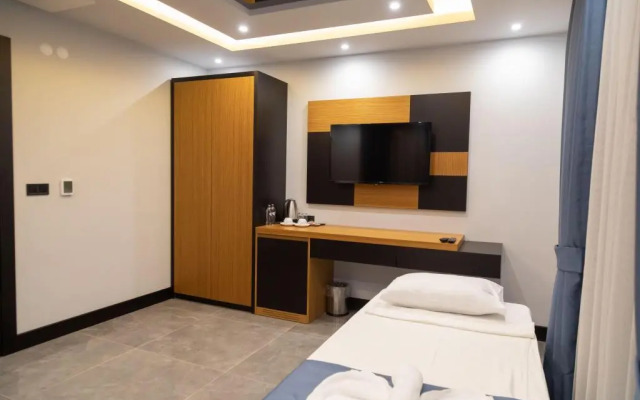 Akin Suit Otel