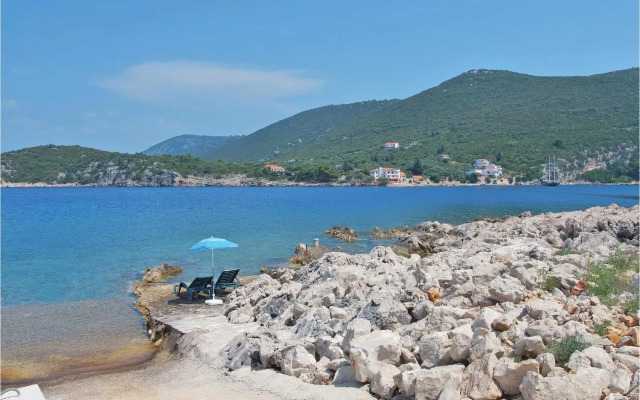 Holiday Home Zastrazisce with Sea View 04