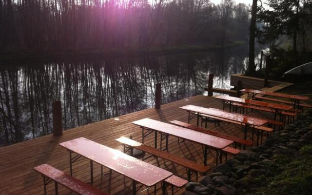 Café & Pension Am Brunnen