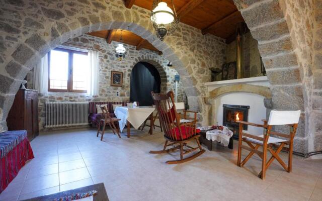 Unwind and Relax at the Vilaeti 1871 Retreat