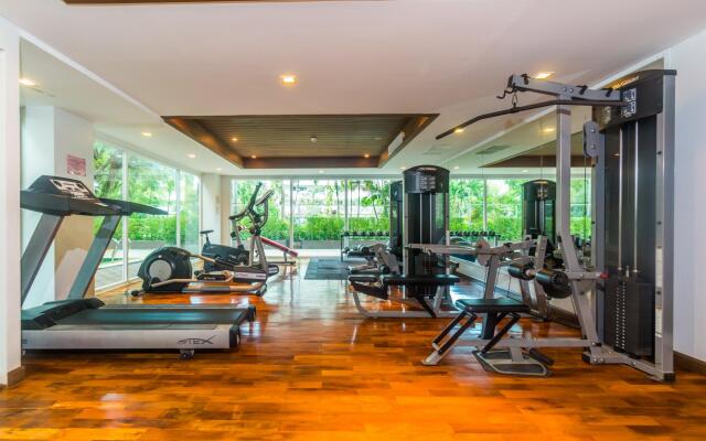 HLC501 - Patong apartment  for 4, market and beach