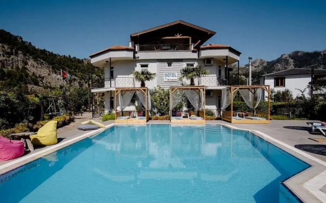 Bybassios Hotel