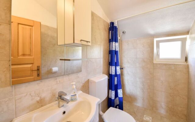 Apartment Milin Murter/Jezera 33994