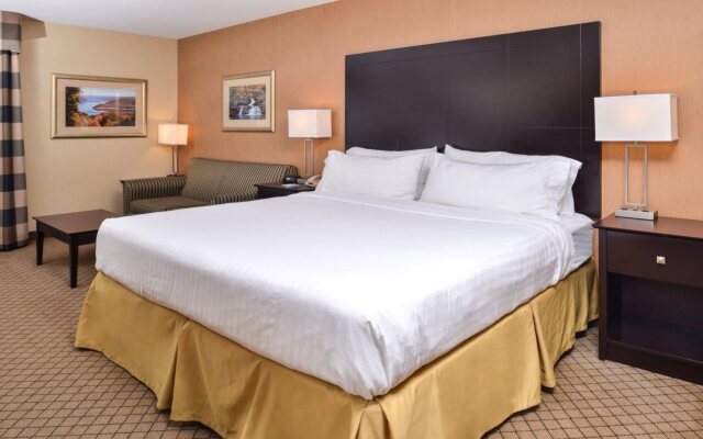 Holiday Inn Express Lewisburg/New Columbia by IHG