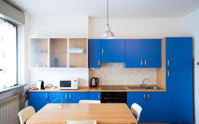 V12 Apartments - Tadini 14