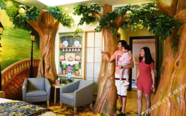 Knight's Hotel Europark Resort