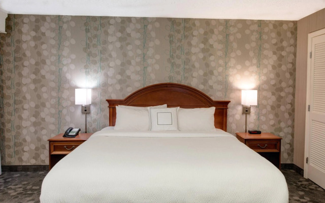 Courtyard by Marriott Chapel Hill