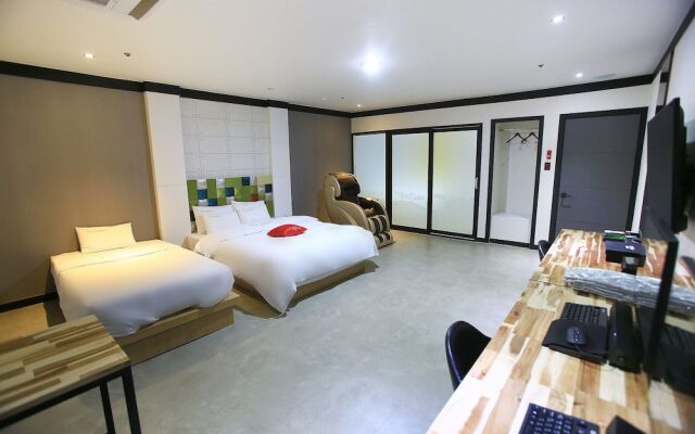 Suwon Yeongtong SG Hotel