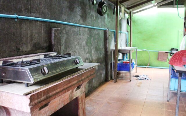 Baan Bua Homestay - Hostel