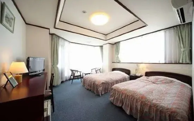 Hotel Sanko Takasaki