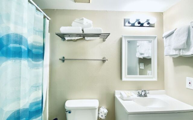 The Cove 209A by ALBVR