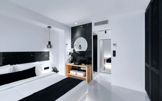 Tagoo Black