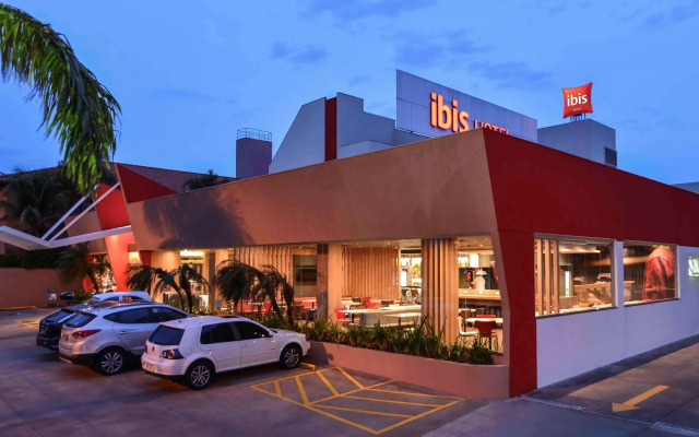 ibis Campo Grande