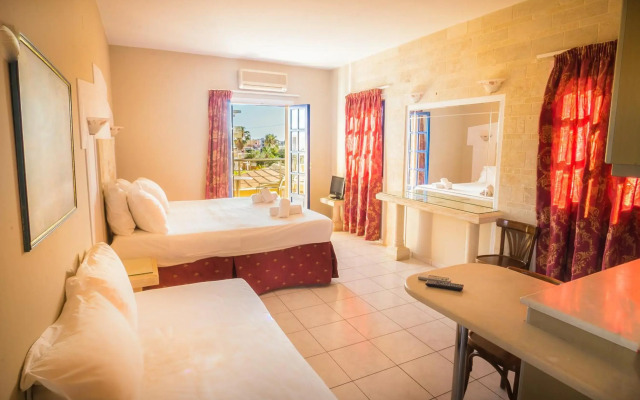 Parthenis Hotel & Suites