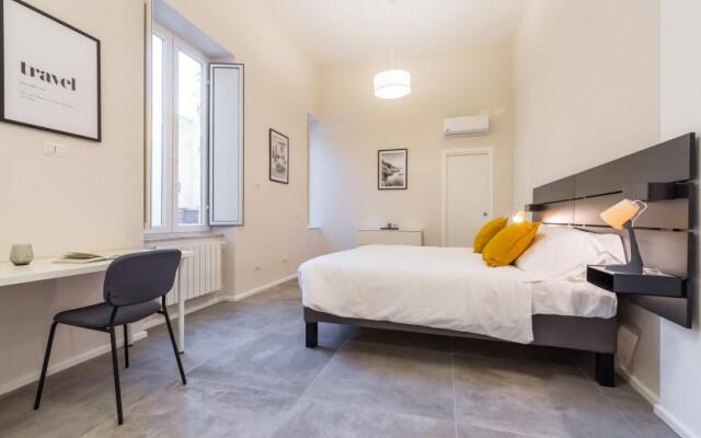 Flat 98M² 3 Bedrooms 3 Bathrooms - Naples