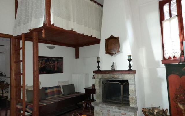 Nelfi's apartments I - Αράχωβα