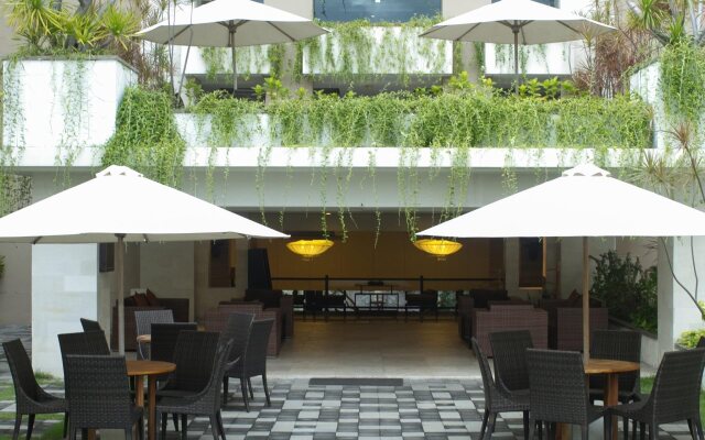 Kuta Reef Apartments