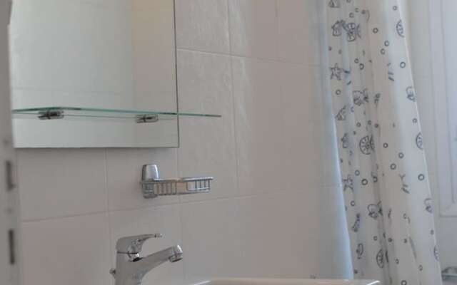 Azalea Apartment in the Center of Tinos