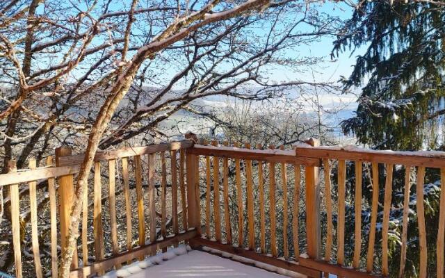 Le Château Des Fées