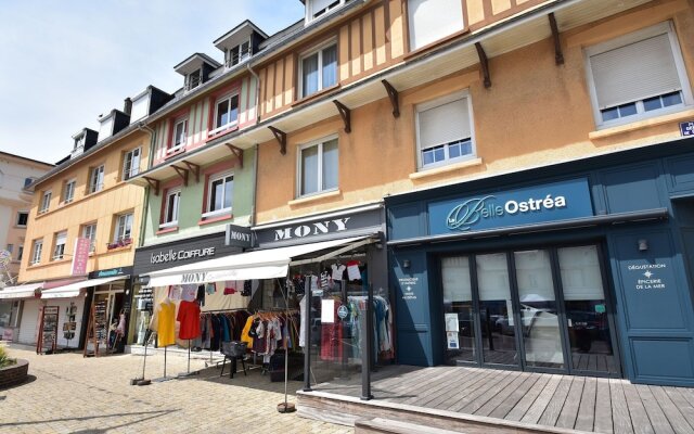 Comfortable Holiday Home Near Sea in Agon-coutainville