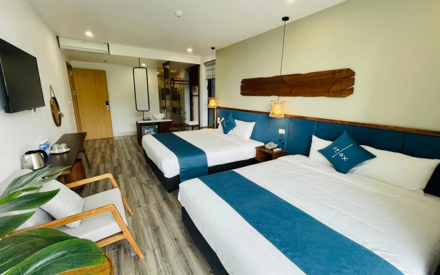 The Light Hotel – Guest Rooms – Ha Long