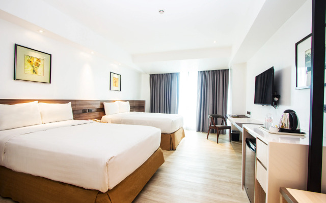 Crown Regency Hotel and Towers