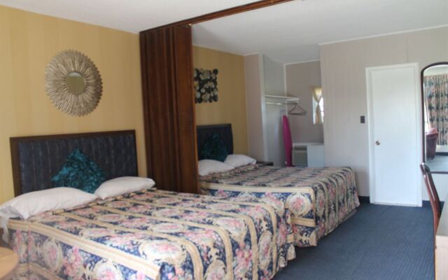 Advantage Inn