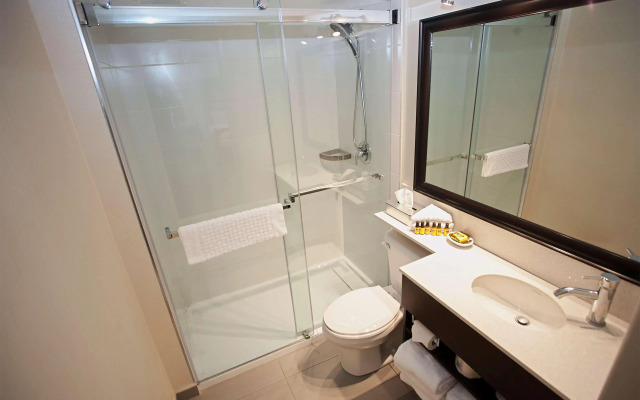 Best Western Plus Montreal Downtown-Hotel Europa