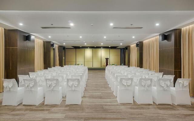Satya Da Nang Hotel Han Market
