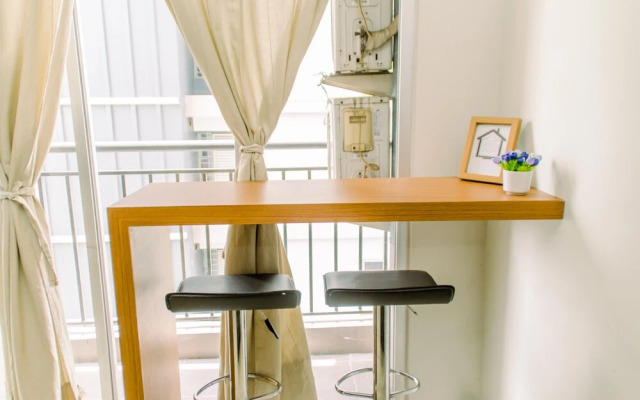 Cozy Living 2Br At Serpong Greenview Apartment