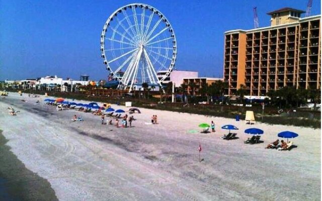 Holiday Pavilion Resort on the Boardwalk