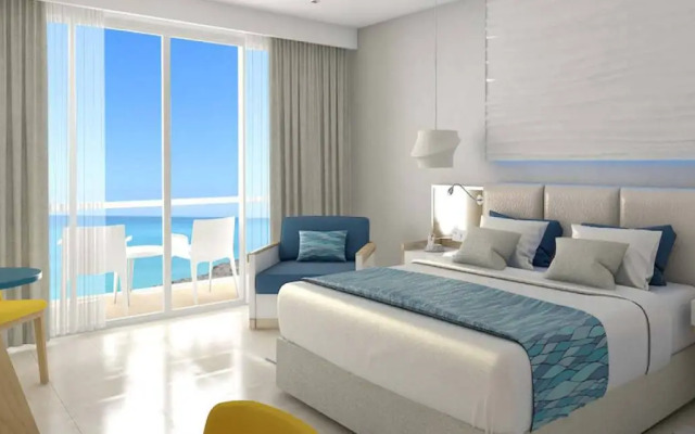 GRAND Aston Varadero Beach Resort