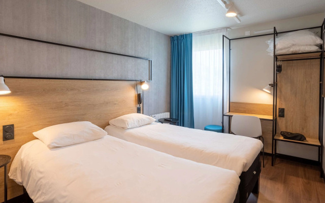 ibis Saint Lo La Chevalerie