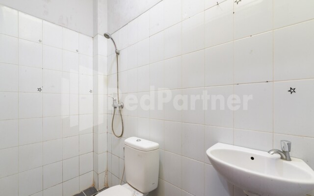 Orange Garden 47 RedPartner