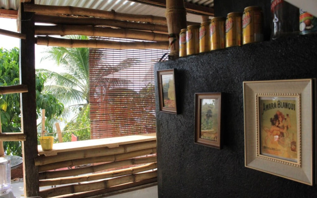 Triboo Hostel