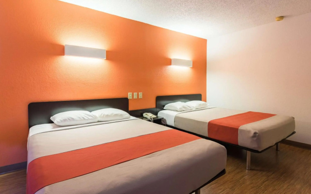 Motel 6 Arkadelphia, AR