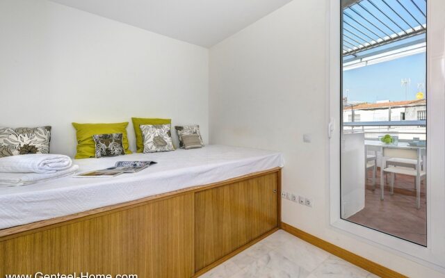 Amazing Duplex up to 4 Guest & Private Terrace. Real de La Carreteria