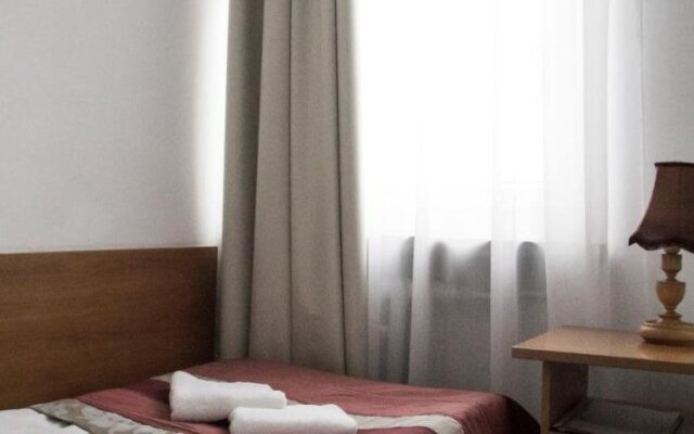 Hotel Logos
