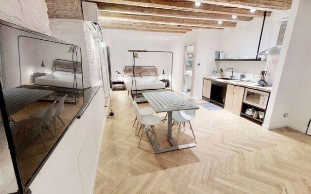 Triestevillas - Brand new Studio w/ AC - Old Town