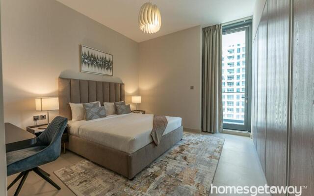 HomesGetaway Dubai Marina LIV Residence 2BR Apartment with Marina View