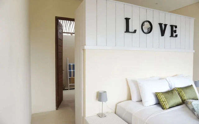 Villa Atas Pelangi