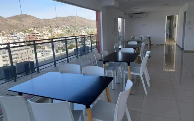 Edificio Leonardo, 5to piso