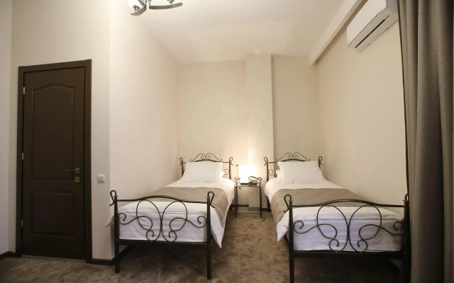 Golden Nugget Tbilisi Hotel