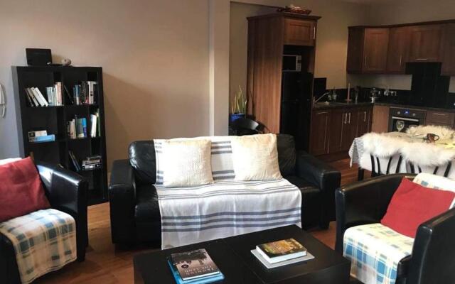 Centre of Dingle Town - Luxury Holiday Apartment
