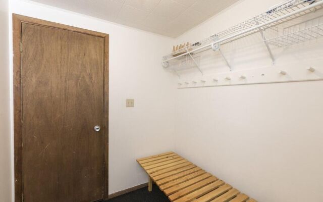 Kathy Lynn - 5 Br Home