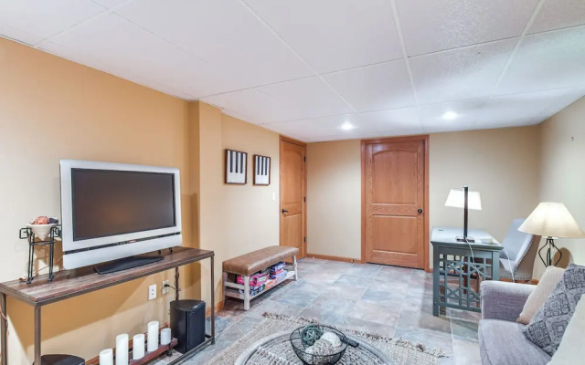 Galena Townhome w/ Deck & Golf Course View!