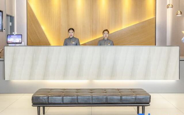 Homeinn Selected Hotel (Taicang Wanda Plaza)