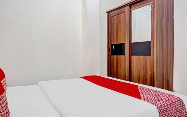 OYO 90743 Kartini Populer