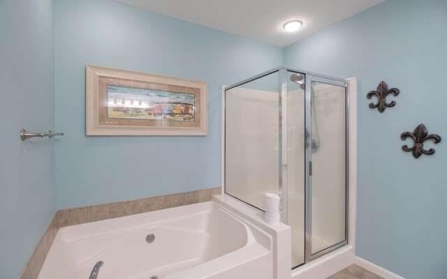 Legacy Towers I Penthouse